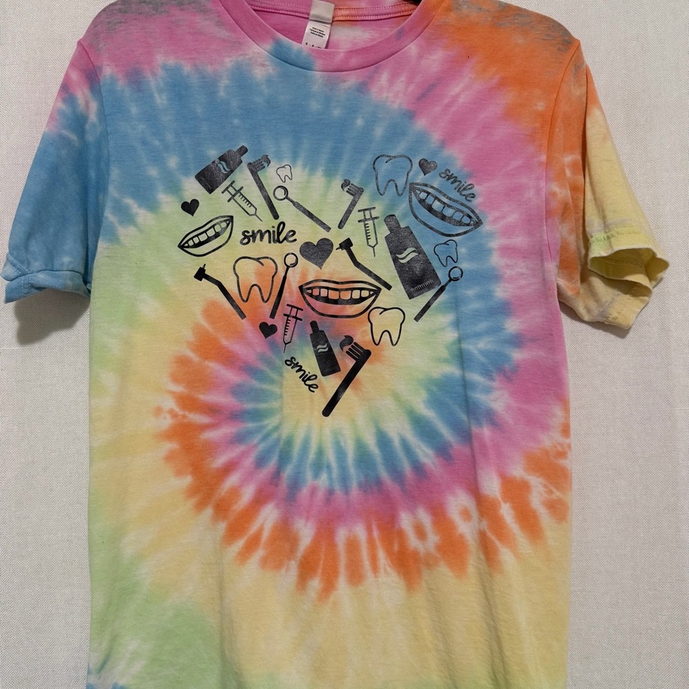 Colorful Tie-Dye Smile Graphic T-Shirt